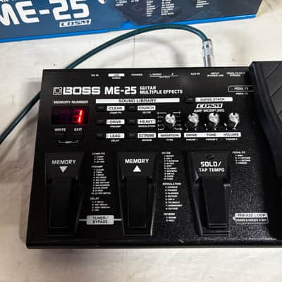 BOSS ME-25 Guitar Multi-Effects Processor w/ box image 4