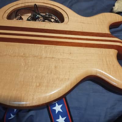 Memphis MG300 Matsumoku made in Japan 5 piece neck through Duncan Dimebucker/59 set roadrunner, soft hard case image 12