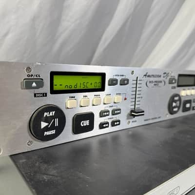American DJ DCD-PRO200MK II DJ Controller CD Mixer Pro Audio Dual Compact Disc image 2