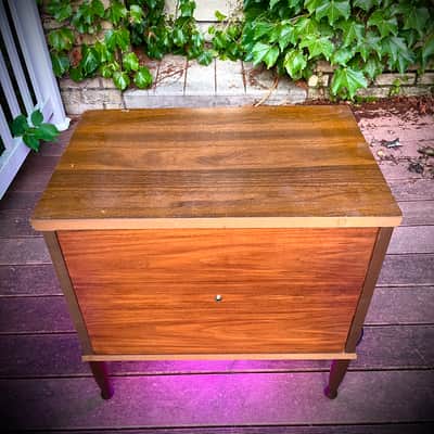 Rotary Connection 1x12 light up loaded guitar speaker cab on legs! Vintage 8 ohm speaker. Semi open. Quality hardwoods. Vintage MCM style. Paisley grill cloth. Heavy duty Switchcraft jack. 2026 - Wood image 13