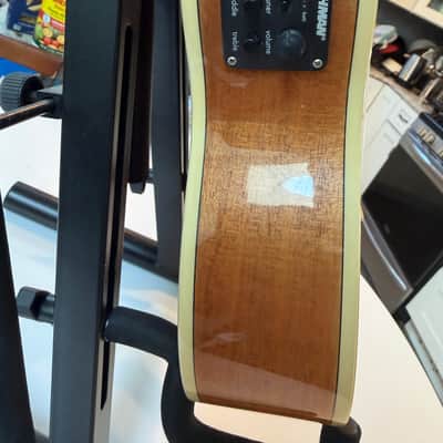 Mitchell MU100CE - Gloss Finish image 3
