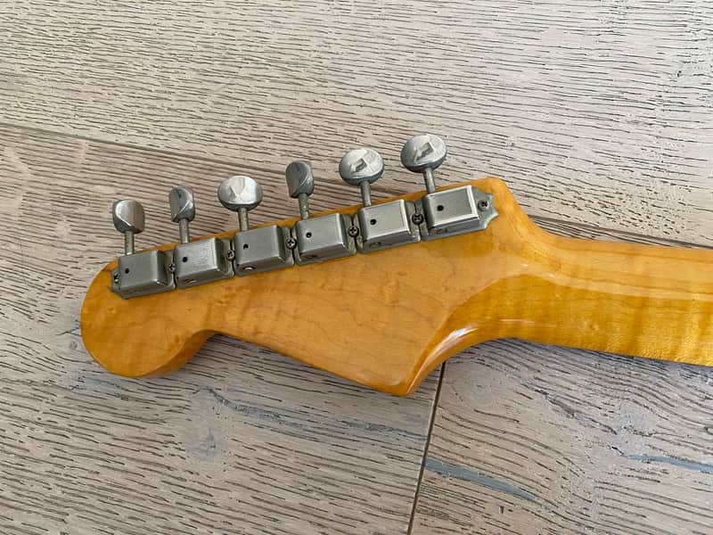 1980s PGM Moon Stratocaster Mahogany Custom Shop Dark Brown