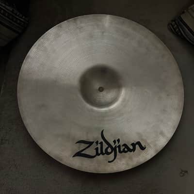 Zildjian 18" A Series Medium Thin Crash Cymbal 1982 - 2012 - Traditional image 5