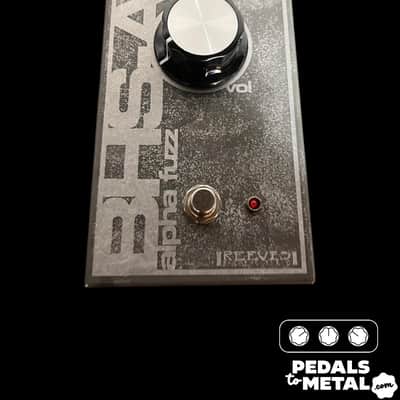 Reeves Electro BHS-A Black Hat Sound Alpha Fuzz Pedal - 2025 - Silver X13038 image 3