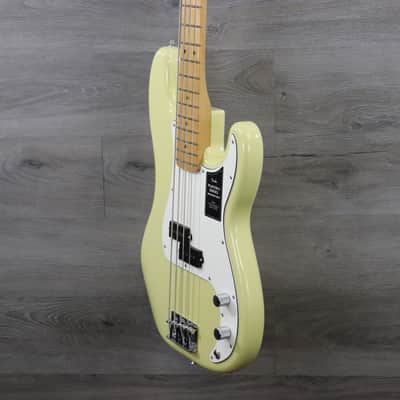 Fender Player II Precision Bass Hialeah Yellow image 4