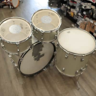 Vintage 60s Ludwig Hollywood 4-PC Shell Pack 12/12/16/22 (Silver Sparkle) image 9