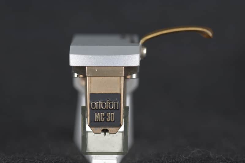 Rare Ortofon MC30 Cartridge W/ AT-LH15/OCC Headshell In Excellent Condition image 1