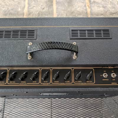 Vox AC15C1X Custom 2-Channel 15-Watt 1x12" Blue Alnico Guitar Combo 2010 - 2019 - Black image 2
