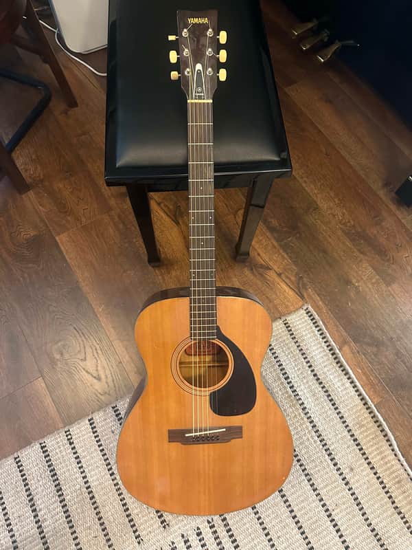 Yamaha fg110 red label 1970's image 1