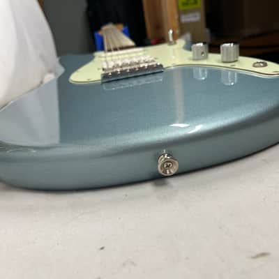 Fender Player Duo-Sonic HS Electric Guitar with Gig Bag MIM - Made in Mexico - Ice Blue Metallic image 18