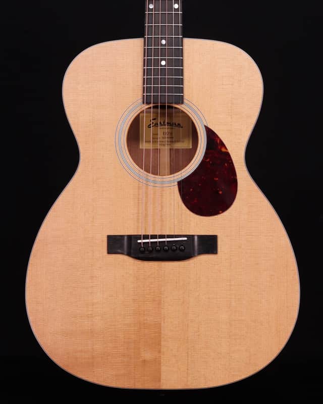 Eastman E1OM Acoustic with Deluxe Bag, Natural image 1