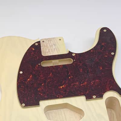 BloomDoom 4 Ply Aged Red Tortoise Relic T-Style Pickguard image 3