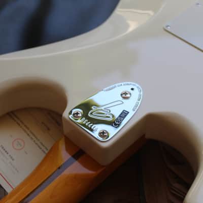 FENDER  "Limited Edition American Vintage II 1973 Stratocaster, Olympic White" HARDCASE, PAPERS, 3, 76 KG image 11