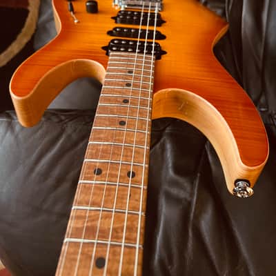 Suhr Custom Shop Modern Honey Amber Burst image 21