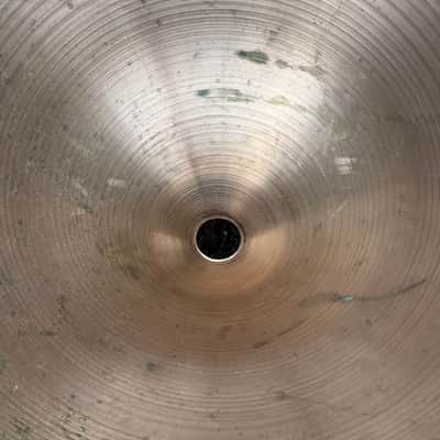 Zildjian A Avedis 17" Medium Thin Crash Cymbal 2001 – 2.8 lbs – Made in USA image 5