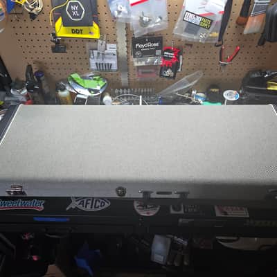 Fender Jim Root Telecaster Hard Shell case 2022 - White tweed image 2