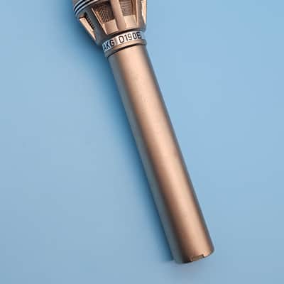 ☆Vintage 1970s AKG D190E *New Foam* Dynamic Microphone - D190 D1000E image 2
