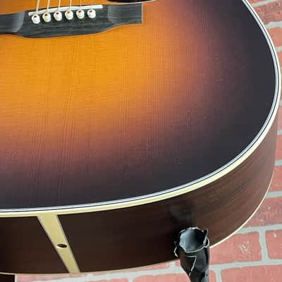 Martin D-28 Satin Standard Series Acoustic Guitar - Satin 1935 Burst image 4