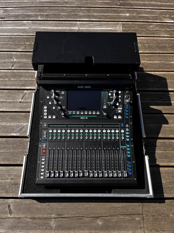 Allen & Heath SQ-5 48-Channel Digital Mixer/USB Interface 2017 - Present - Black image 1