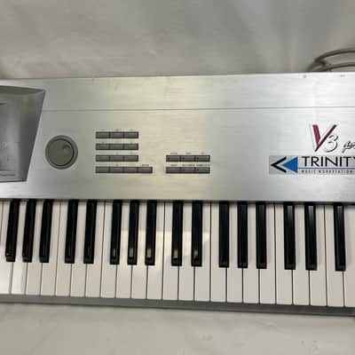 Korg Trinity V3 Pro 76-Key 32-Voice Polyphonic Workstation 1998 - Silver image 4