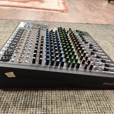 Mackie ProFX16v3 16-Channel Effects Mixer 2020 - Present - Dark Gray image 3