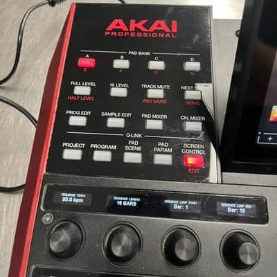 Akai MPC X Standalone Sampler / Sequencer 2017 - Present - Black image 3