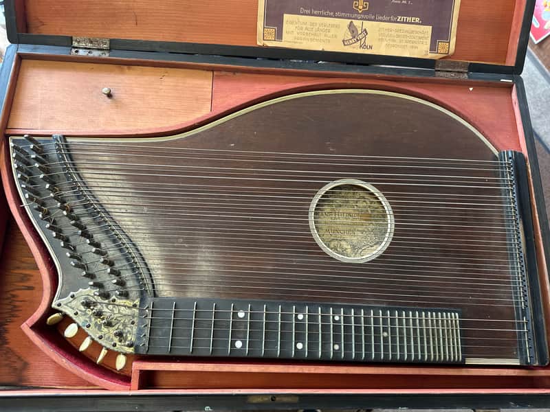 Franz Halbmeier Antique Zither image 1