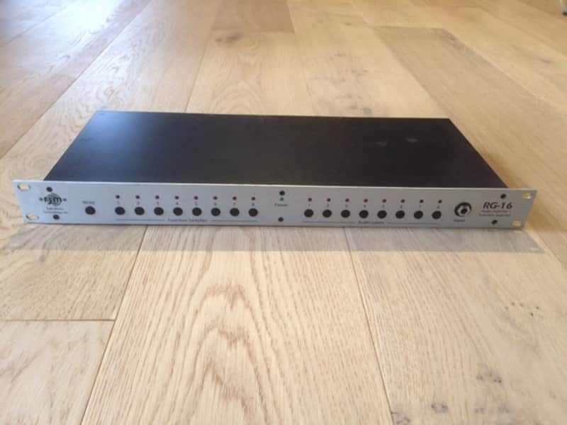 RJM Music RG-16 Audio Loop Switcher image 1
