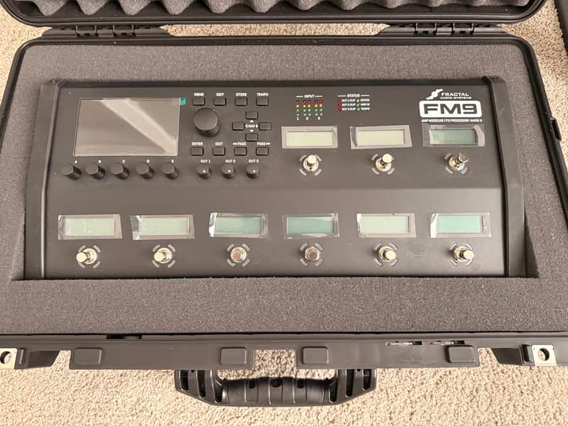 Fractal Audio FM9 Mark II Amp Modeler / FX Processor 2024 - Present - Black image 1