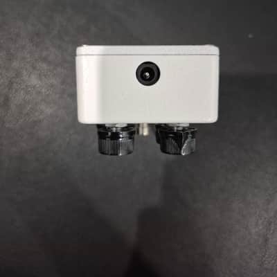 Xotic RC Booster 2002 - 2016 - White image 5