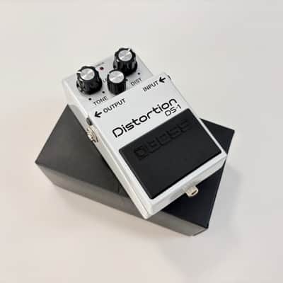 Boss DS-1-WH Distortion White image 2