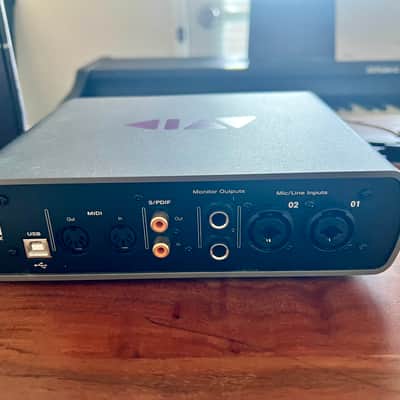 Avid MBox 3 Mini USB Audio Interface 2010s - Silver / Black image 1