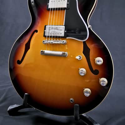 ES-335 Reissue 64 Vintage burst image 3