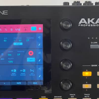 Akai MPC One Boxed + PSU image 6