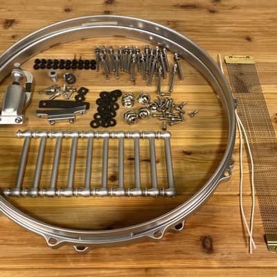 6.5"x14" Satin Chrome Snare Drum Hardware Kit - Satin image 2