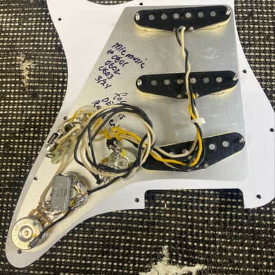 MIE Music Loaded Strat Pickguard - Vintage Style Handwound Strat Pickups With CTS Pots image 2