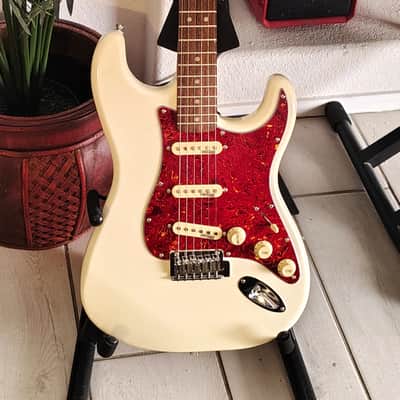 Fender Squire Stratocaster upgraded Pickups and Hardware image 3
