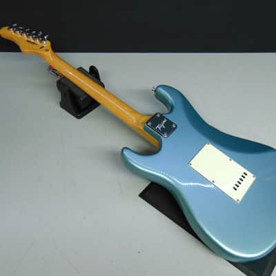 Tagima TG 530-LPB Woodstock Series Strat-Style Guitar Lake Placid Blue image 4