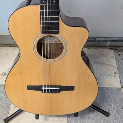Taylor 212ce-N Plus 2022 - Gloss Body, Matte Neck. image 4