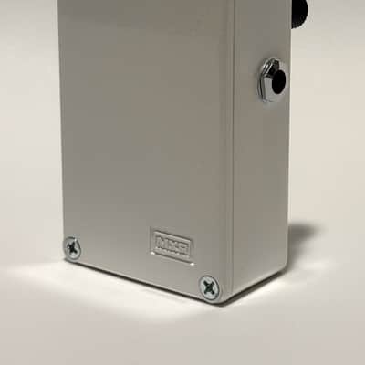 MXR M87 Bass Compressor 2011 - Present - White image 3