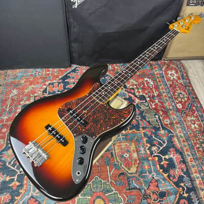 1962 Fender Jazz Bass Reissue Vintage Collection 3 Tone Sunburst Model JB62-70US - 2002-2004 image 2