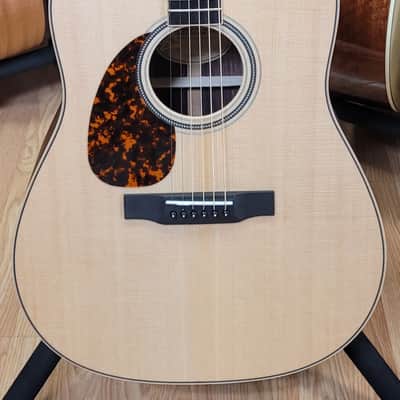 Larrivee D-40 Left Handed image 6