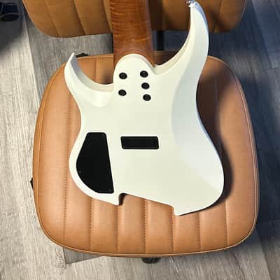 Legator Ghost 8 Anniversary 2023 - Arctic Frost - Headless 8 String image 2