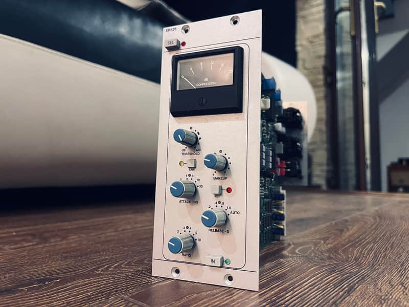 SSL XR 626 X-Rack Stereo Bus Compressor image 1