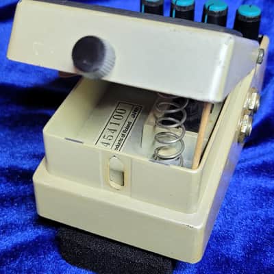 Boss DD-2 1984 - SDE-3000 Chip image 8