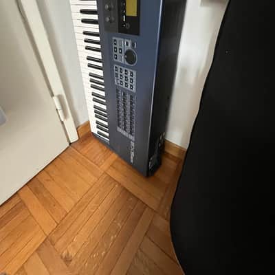 Yamaha EX5 Realtime Control Synthesizer 1998 - Blue image 5