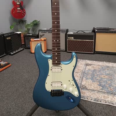 Fender 2006 USA Modded FSR Stratocaster Electric Guitar image 2