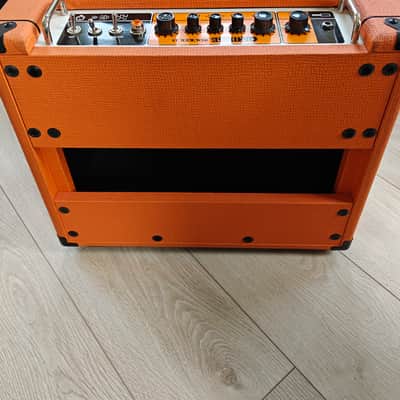 Orange Rocker 15 2-Channel 15-Watt 1x10" Guitar Combo image 3