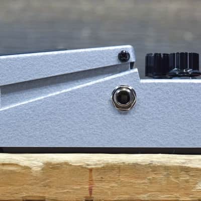 Boss FZ-5 Fuzz Advanced COSM Technology 3-Mode Classic Fuzz Boost Effect Pedal image 5