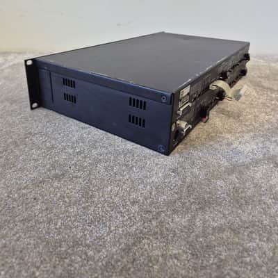 IRP AM4080 - 8 Channel Mixer - Fair image 12